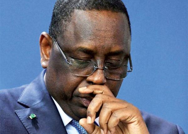 macky sall cherche