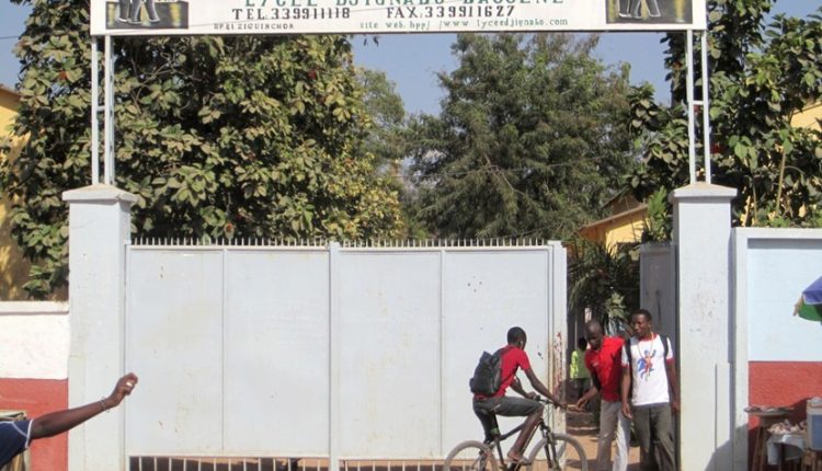MANIFESTATION A ZIGUINCHOR