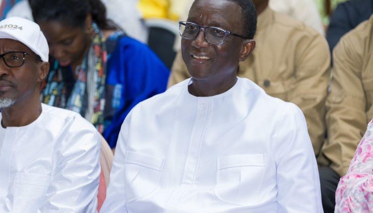 AMADOU BA, SUR LES SUPPOSÉES BROUILLES AVEC MACKY SALL « Il a invité tous les leaders à mouiller le maillot pour une victoire éclatante » GRANDPANEL