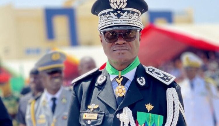 PRISE DE SERVICE DU NOUVEAU PATRON DE LA GENDARMERIE NATIONALE: Le Général Martin Faye axe sa politique sur la tolérance zéro grandpanel